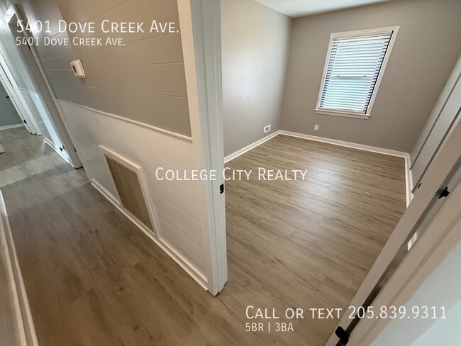 Building Photo - 5401 Dove Creek Ave
