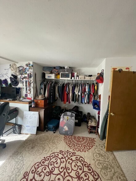 bedroom - 728 Iowa St