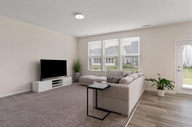 Building Photo - 6724 Cat Singer Cir