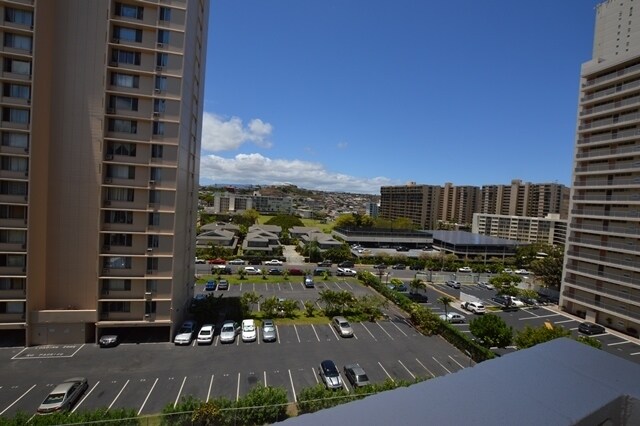 Building Photo - Salt Lake - Pikake Manor 2 bed, 1 bath, 2 parking
