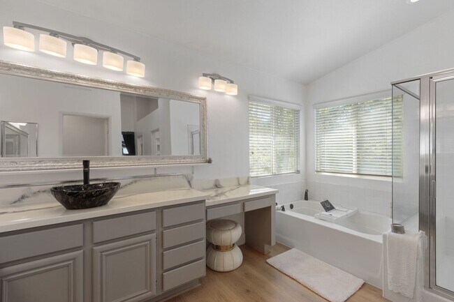 Building Photo - 26523 Starling Ct