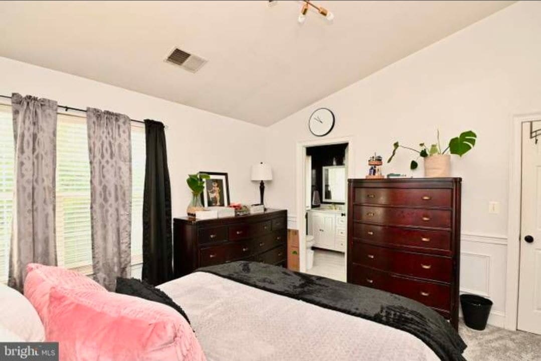 Owners Suite - 16889 Toms River Loop