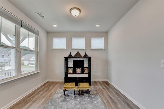 Building Photo - 4665 Shipley Ave