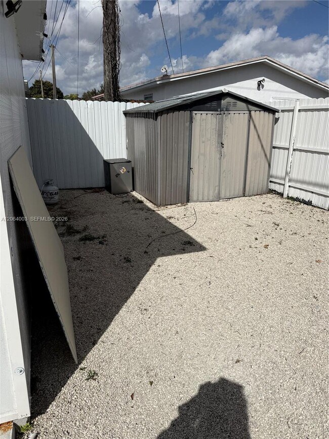 Building Photo - 9625 NW 36th Ave