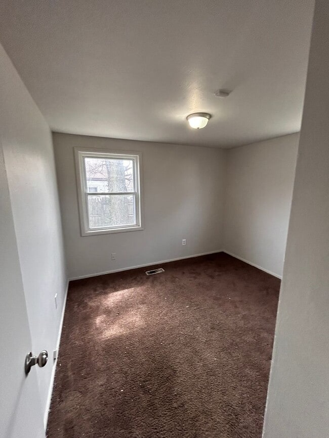 Building Photo - DBD HOMES