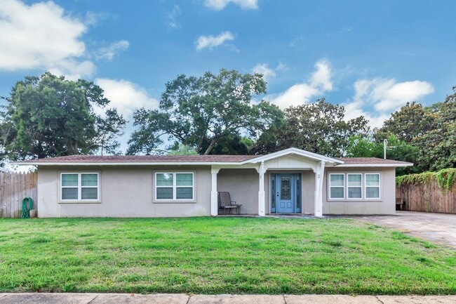 Building Photo - 221 S Lorraine Dr