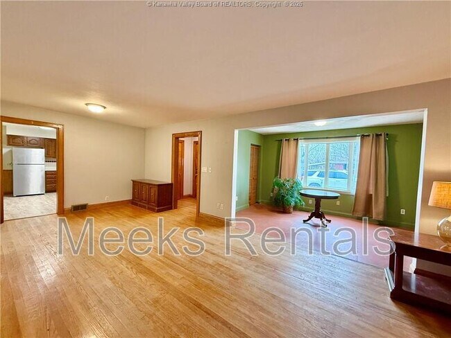 Building Photo - 3013 Ridgeview Dr