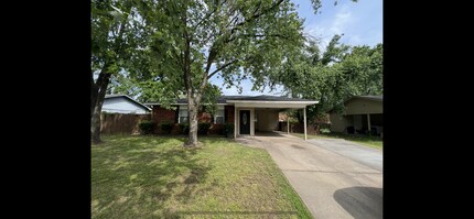 Building Photo - 2 Bed 1 Bath House