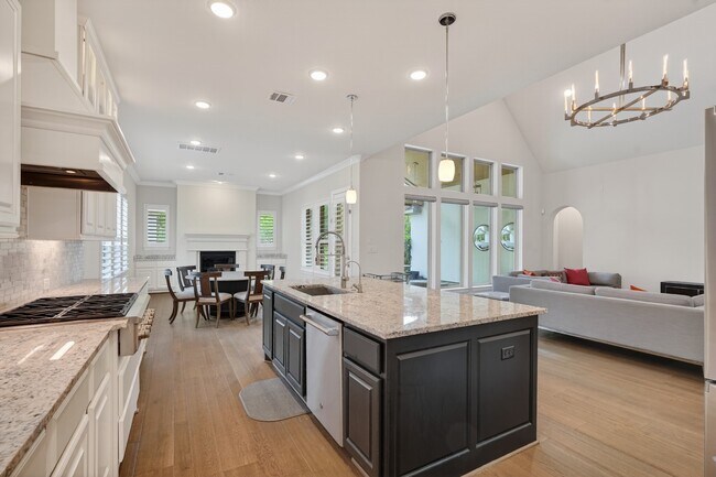 Building Photo - 79 N Curly Willow Cir