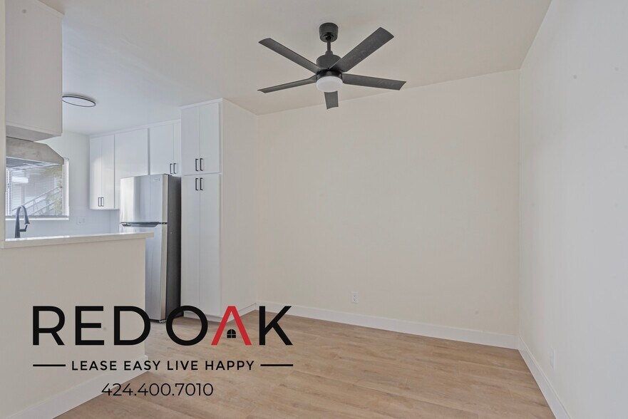 Building Photo - 3401 Ocean Park Blvd