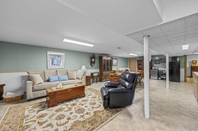 Building Photo - 932 Adelphi Rd