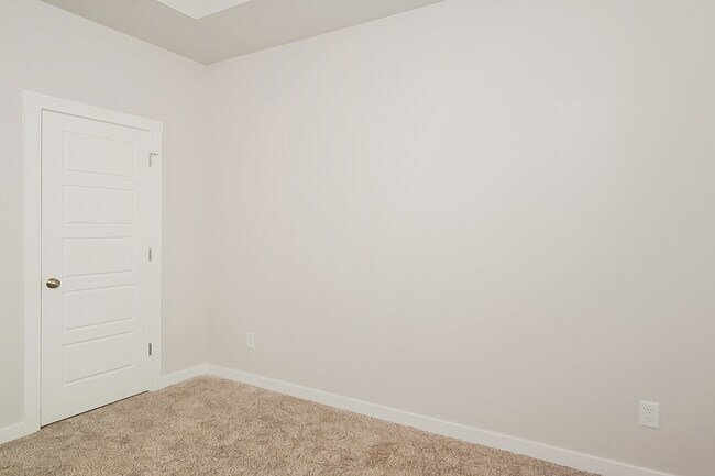 Building Photo - 26218 Beech Grv Ln NW