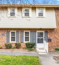 Building Photo - Now available!! – 672 W Front St, Unit C, ...