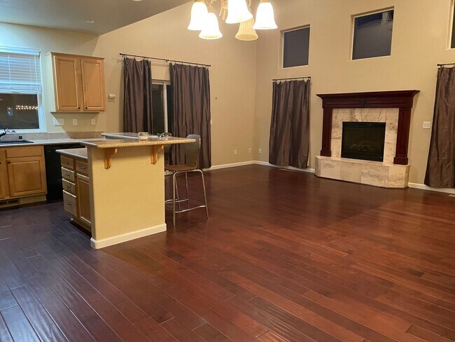 Building Photo - Beautiful home in Sparks- Gated community!