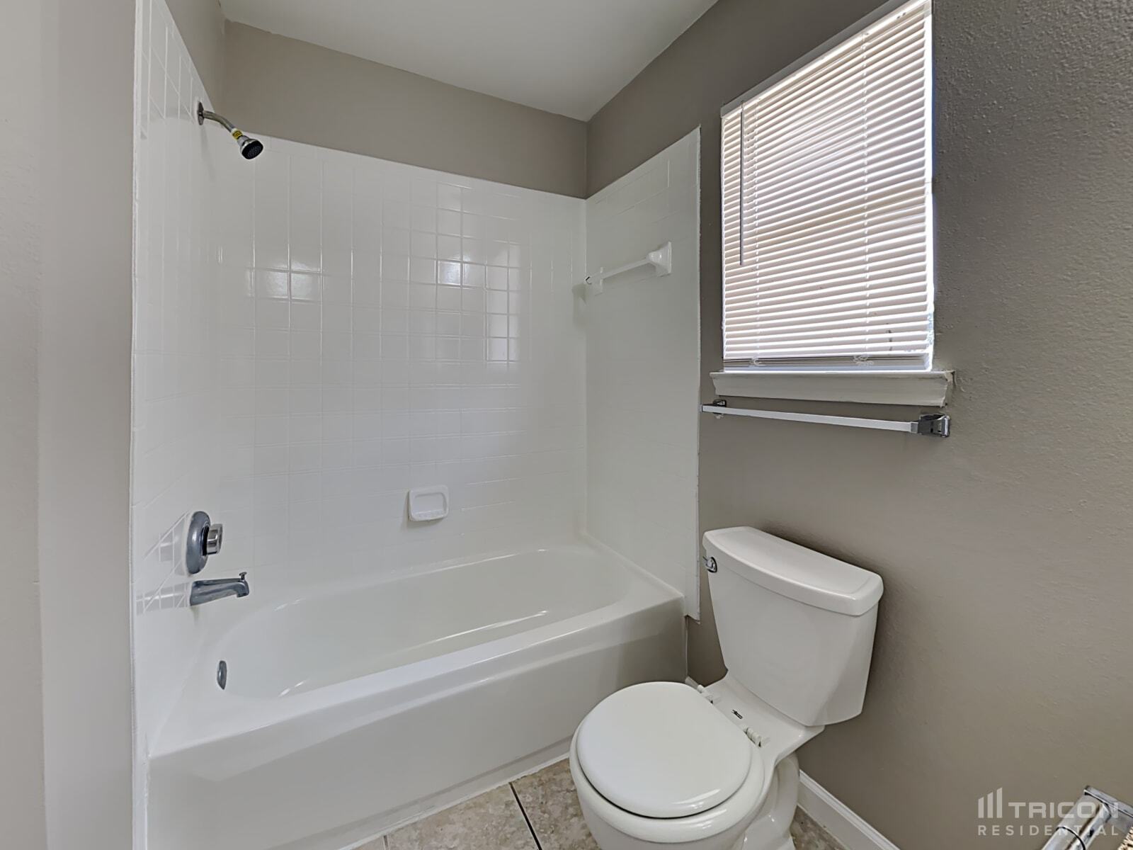 Building Photo - 3146 Boynton Dr