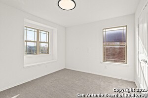 Building Photo - 561 Granite Mist