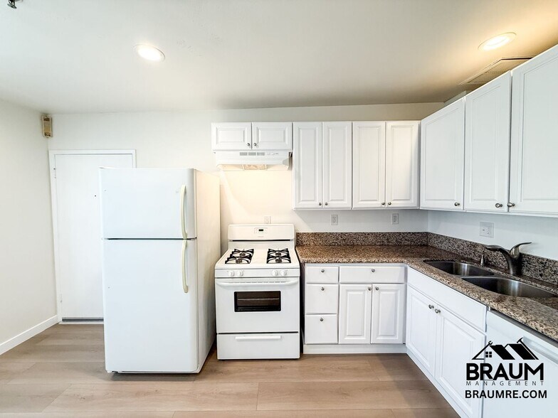 Building Photo - 1537 Franklin St