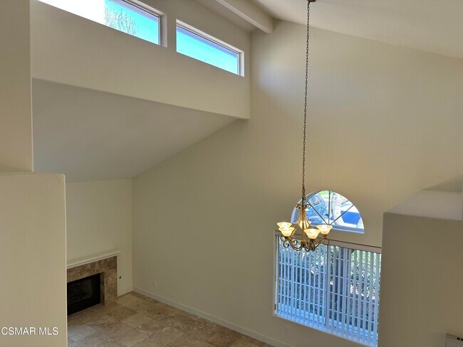 Building Photo - 4895 Martona Dr