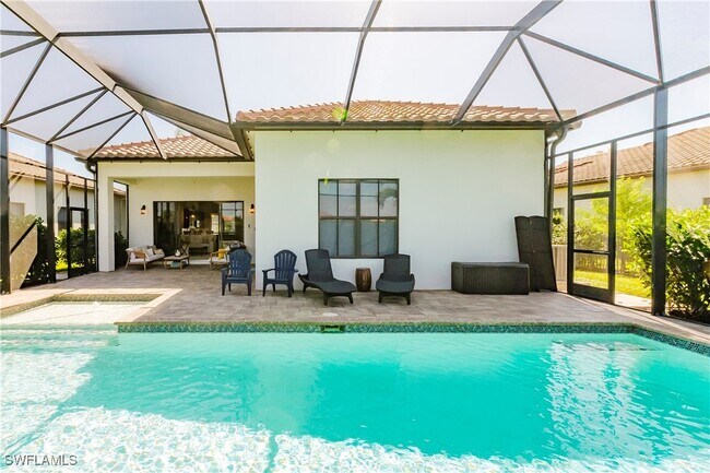 Building Photo - 5265 Messina St