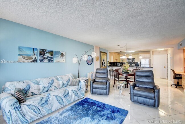 Building Photo - 3800 S Ocean Dr