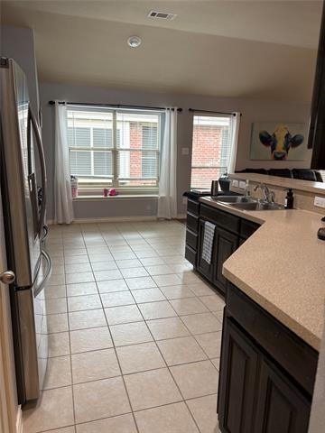 Building Photo - 221 Spring Hollow Dr
