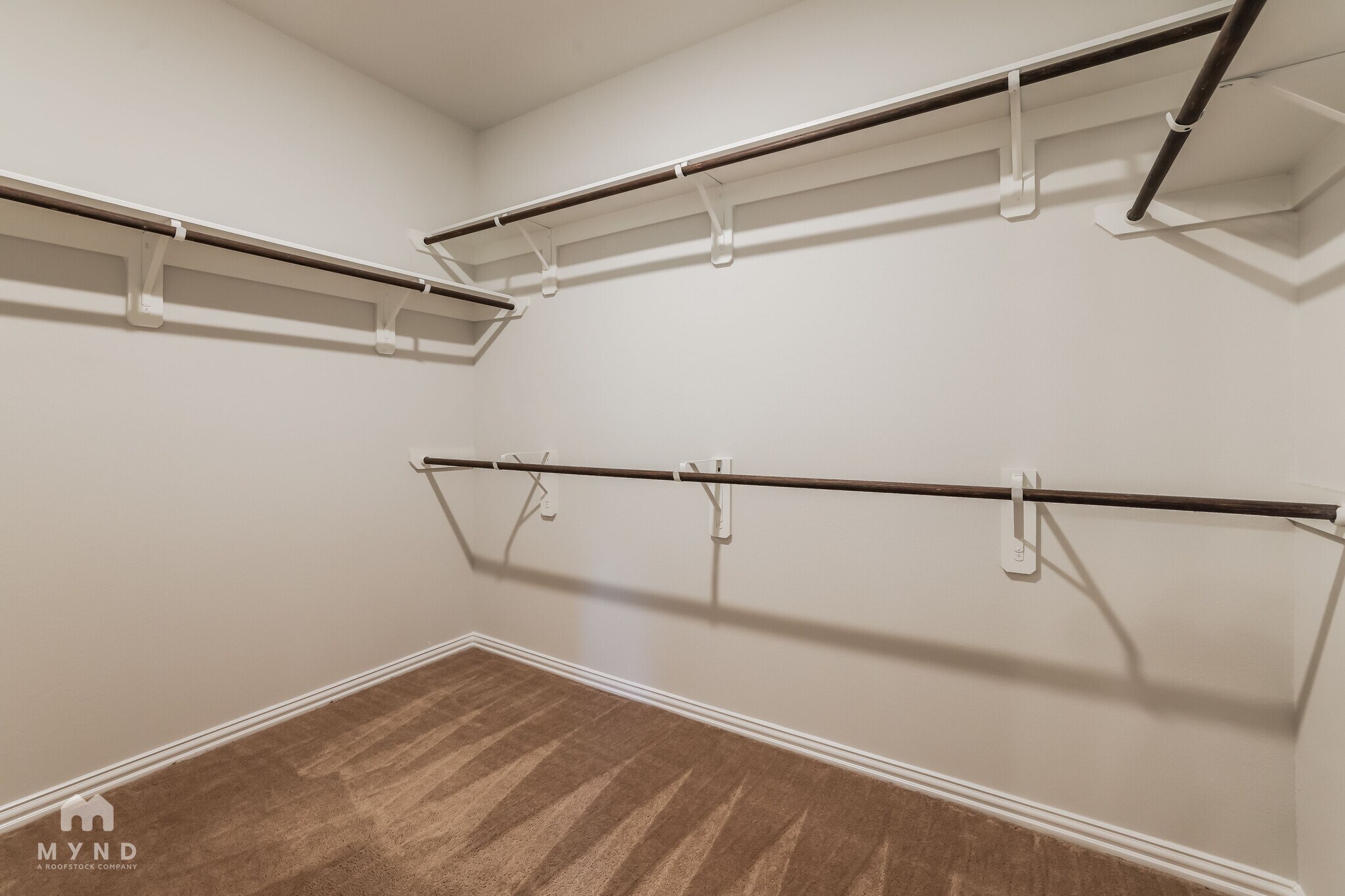 Building Photo - 634 Batten Way