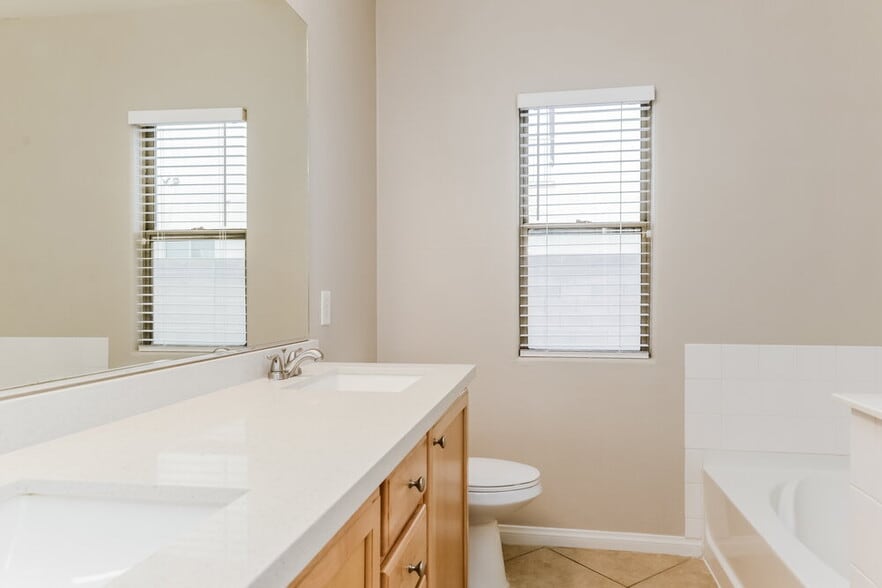 Building Photo - 121 Melon Aroma Ave