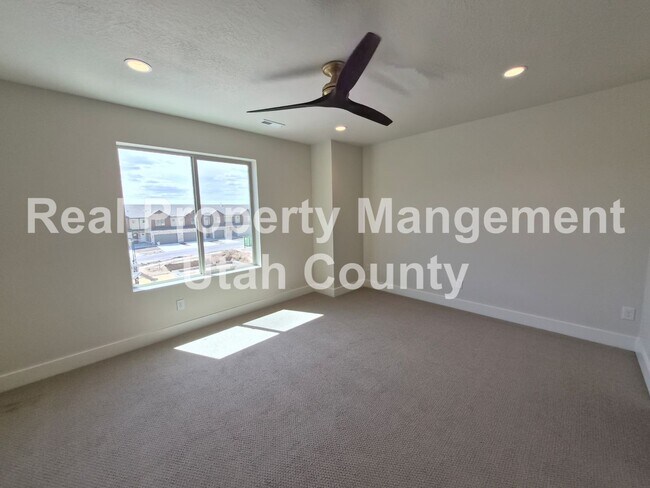 Building Photo - 2172 Cape Fox Way
