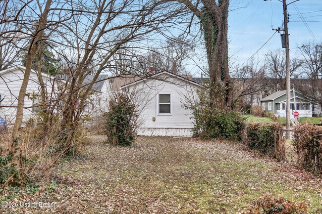 Building Photo - 1721 Wilson Ave