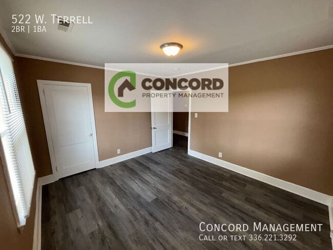 Building Photo - 522 W. Terrell-