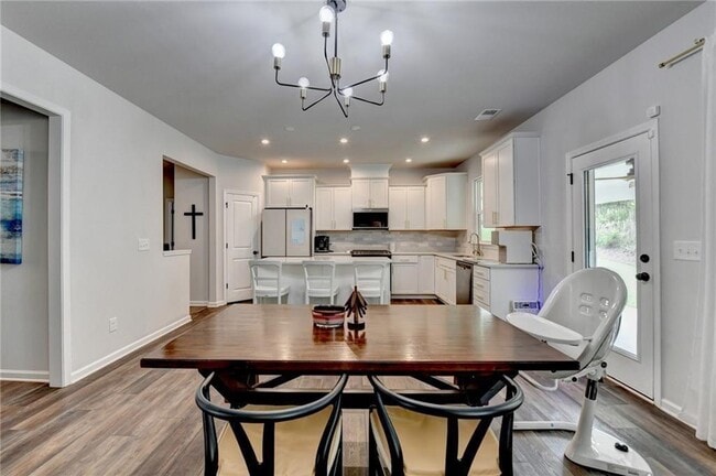 Building Photo - 5215 Wheeler Run Dr