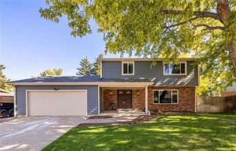 Building Photo - 2146 S Yarrow St