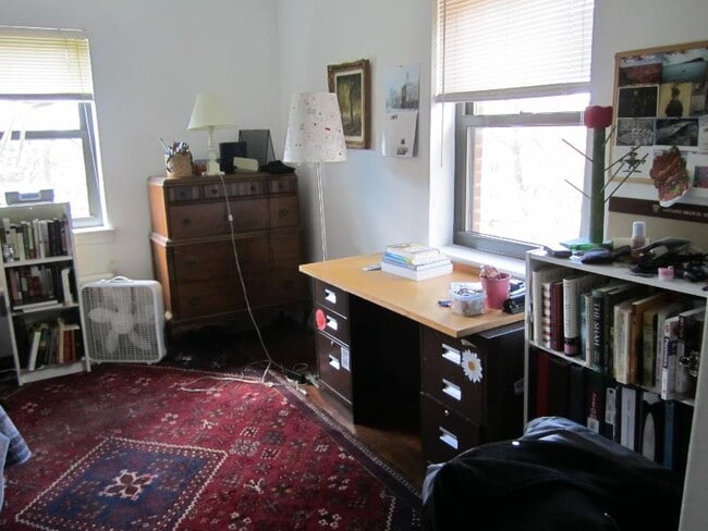 Building Photo - 16 Westland Ave