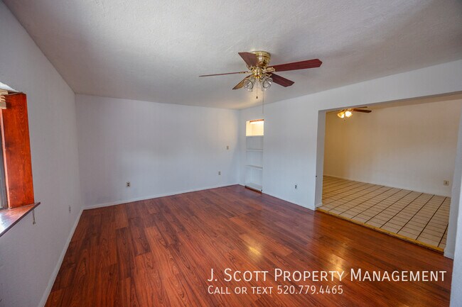 Building Photo - 3508 W Orchid Ln