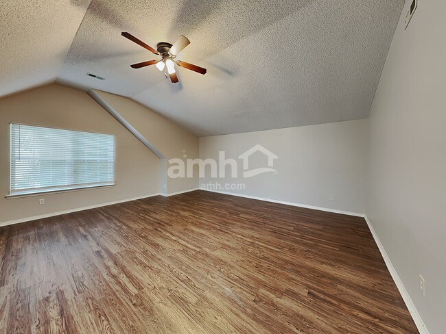 Building Photo - 7537 Sparkleberry Dr