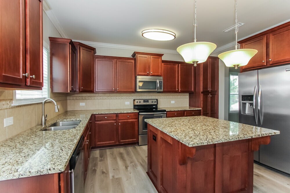 Building Photo - 10305 Snowbell Ct