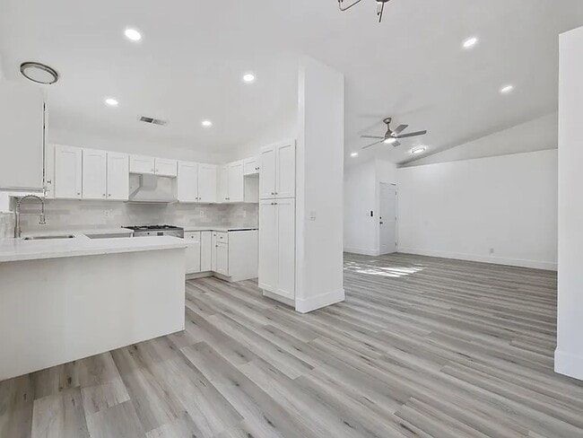 Building Photo - Must see newly remodeled home!!!