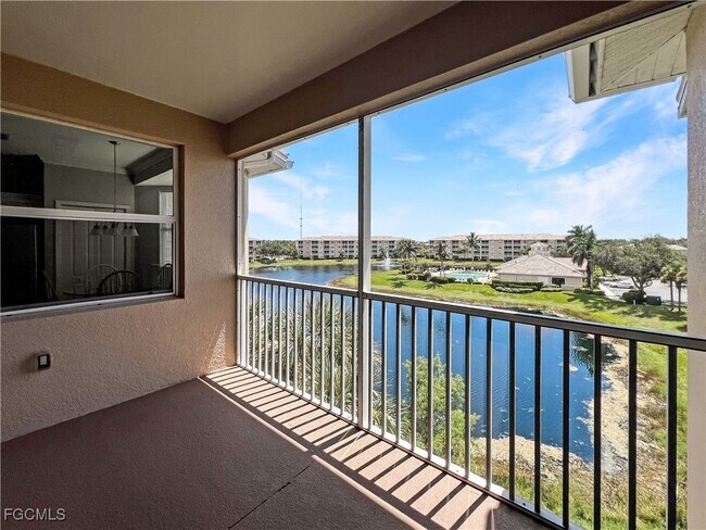 Building Photo - 8550 Kingbird Loop