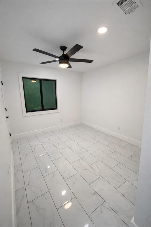 Building Photo - 2014 Pecan St