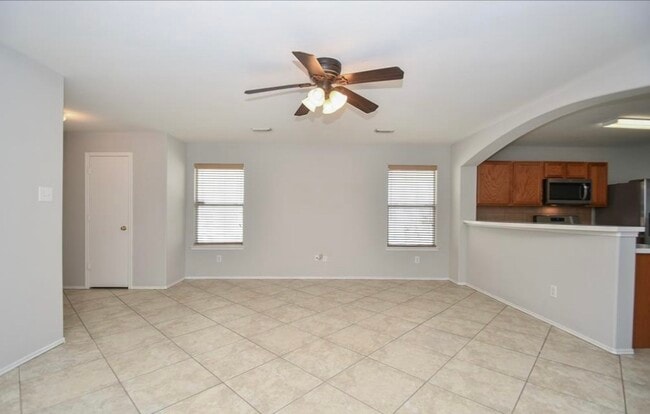 Building Photo - 24542 Lakecrest Village Dr