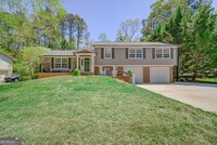 Building Photo - 209 Cedar Dr