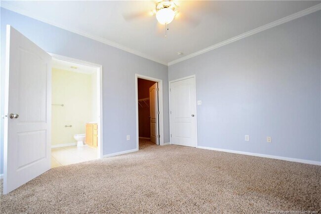 Building Photo - 1321 Kershaw Loop