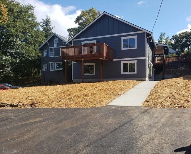 Building Photo - 1017 Jersey St