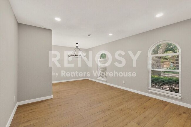Building Photo - Refreshed Plano Gem  ****Rent Concession - 2nd Month Free****