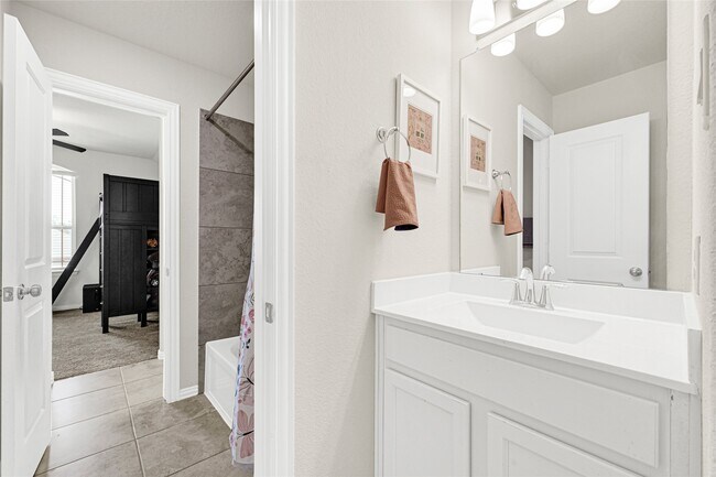 Building Photo - 12310 Woodnote Ln