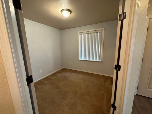 Building Photo - 4284 Sweet Rd