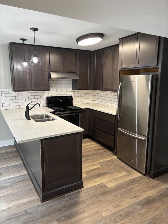 Building Photo - 413 Sparta St