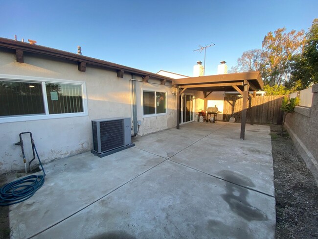 Building Photo - Beautifully Remodeled 3 Bedroom Anaheim Co...