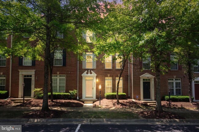 Building Photo - 2225 Potomac Club Pkwy