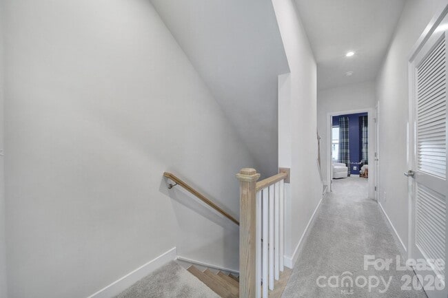 Building Photo - 6120 Station Crossing Ave